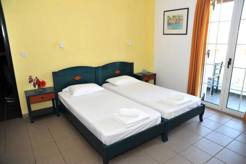 Papoulias Rooms Elafónisos Rom bilde