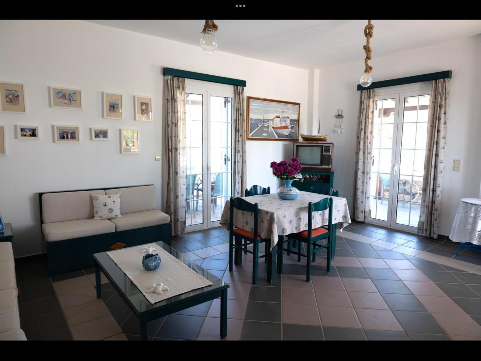 Papoulias Rooms Elafónisos Eksteriør bilde